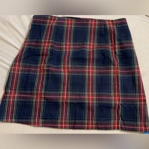 Large size plaid skirt brand new with tags